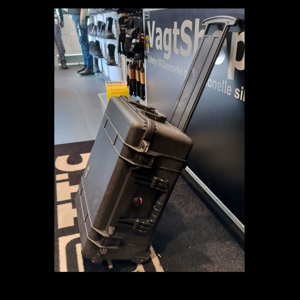 Peli 1560 kuffert med plads til 6 stk. radioer (R2/DP1400/NX1300)