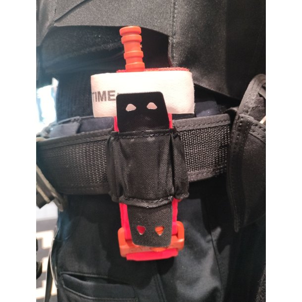 Tardigrade Tactical Tourniquet Belt Pouch Vertical