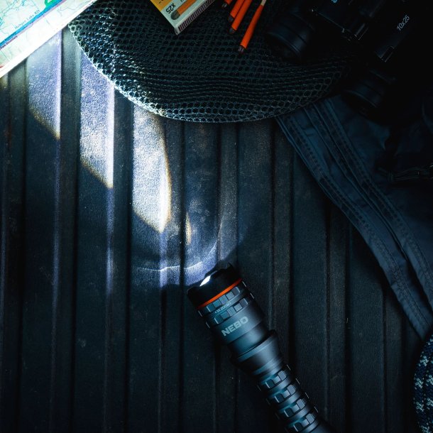 Nebo Davinci 800L Black Line - 800 lumens