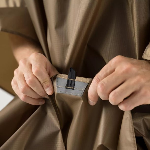 Helikon-Tex Letvgts Poncho - sort